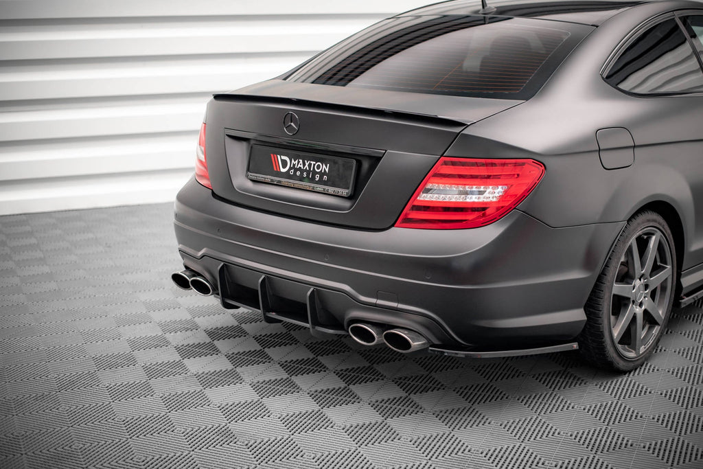 Difusor trasero Street Pro para Mercedes-Benz C Coupe AMG-Line C204