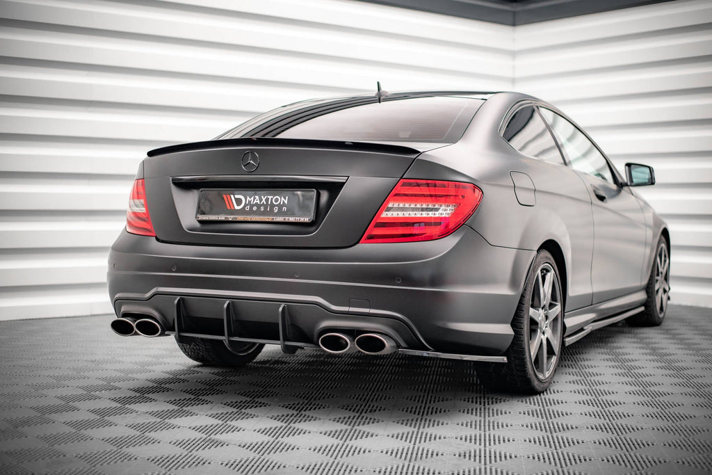 Difusor trasero Street Pro para Mercedes-Benz C Coupe AMG-Line C204