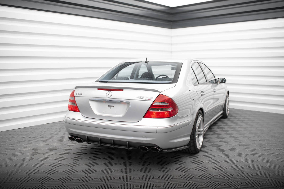 Difusor trasero Street Pro para Mercedes-Benz E 55 AMG W211