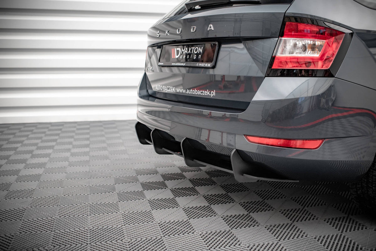Difusor trasero Street Pro para Skoda Fabia Combi Mk3 Facelift