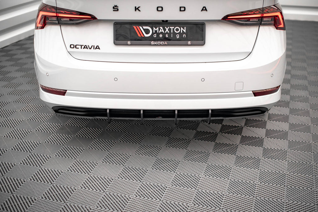 Difusor trasero Street Pro para Skoda Octavia Mk4