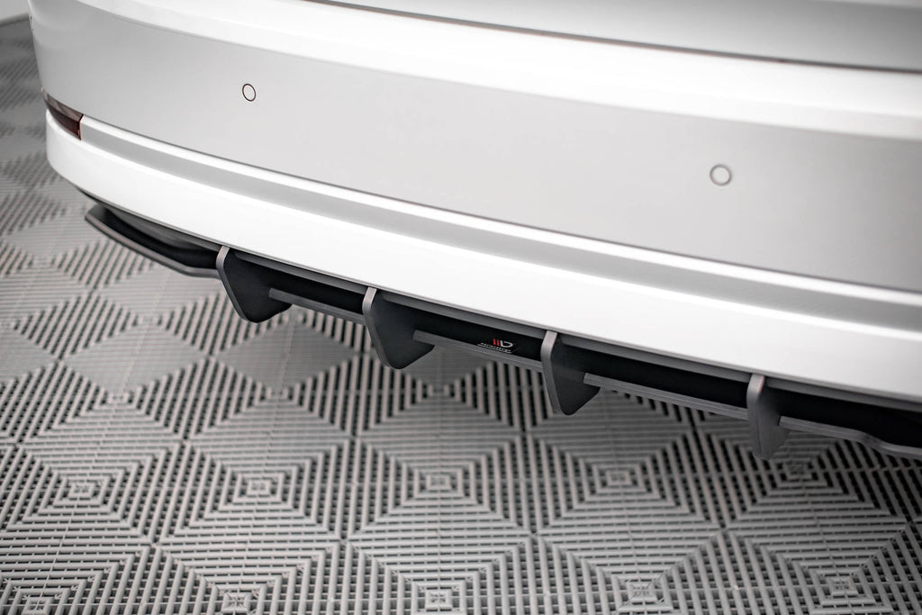 Difusor trasero Street Pro para Skoda Octavia Mk4