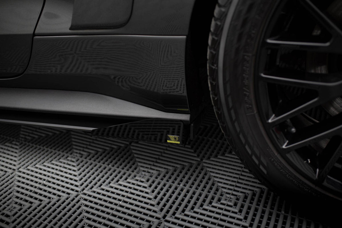 Flaps laterales para Ford Mustang GT Mk6