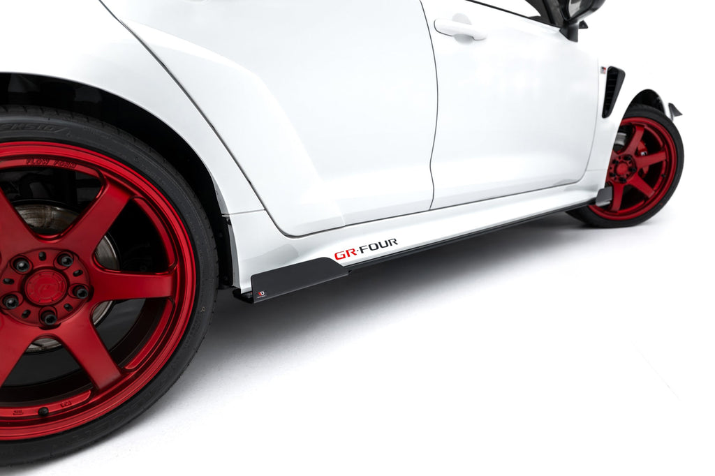 Flaps laterales para Toyota GR Corolla Mk12