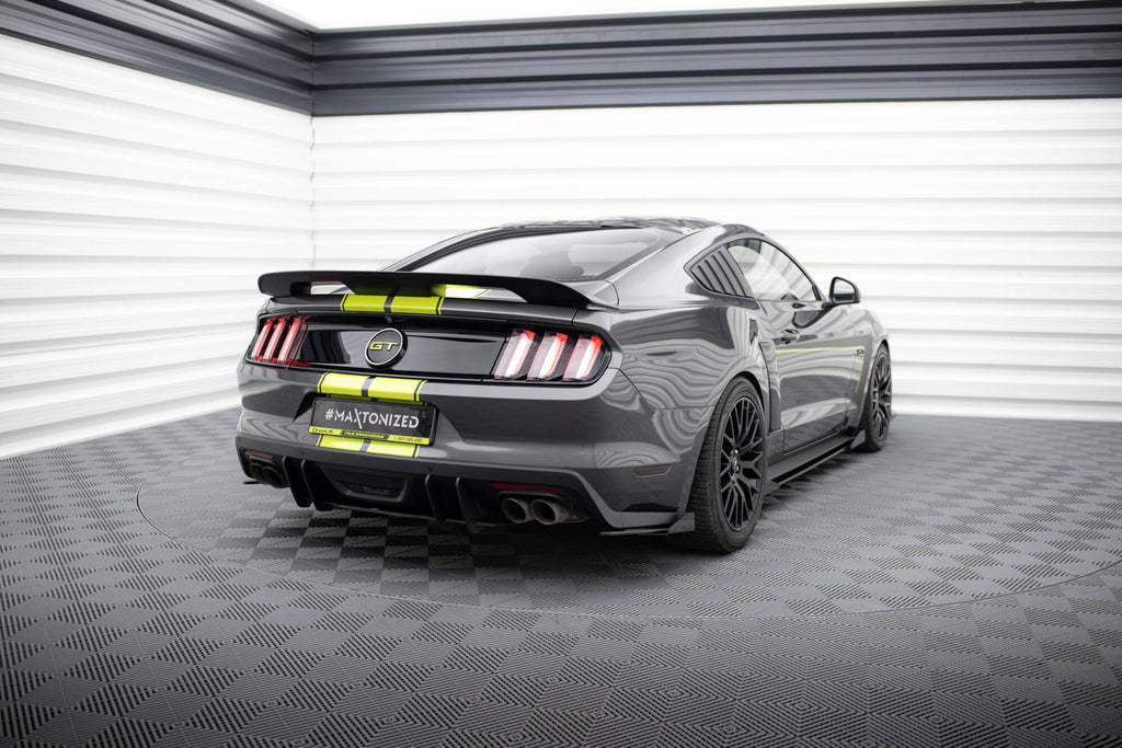 Flaps laterales traseros para Ford Mustang GT Mk6