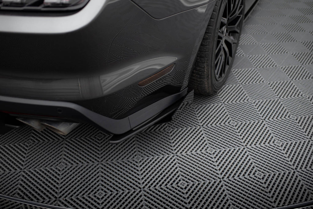 Flaps laterales traseros para Ford Mustang GT Mk6