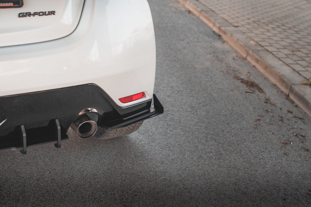 Flaps laterales traseros para Toyota GR Yaris Mk4