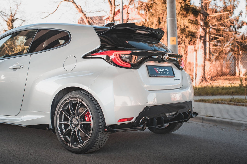 Flaps laterales traseros para Toyota GR Yaris Mk4