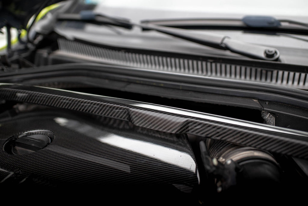 De fibra de carbono Tapa de barra de torretas para BMW M135i F40 / F70
