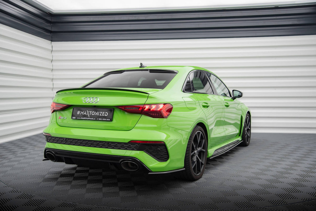 Splitters laterales traseros de fibra de carbono prepreg para Audi RS3 Sedan 8Y