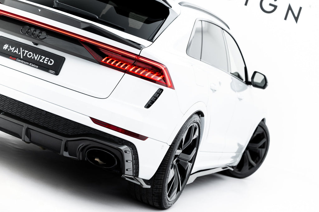 Splitters laterales traseros de fibra de carbono prepreg para Audi RSQ8 Mk1