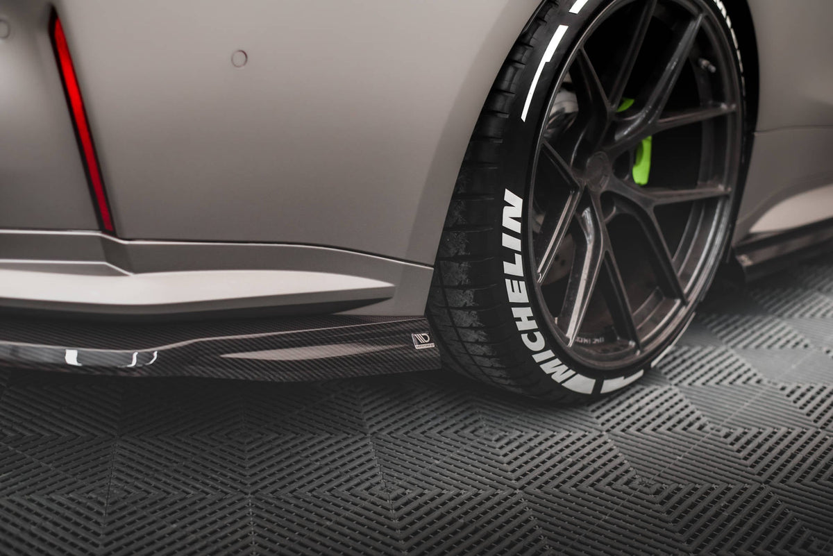 Splitters laterales traseros de fibra de carbono prepreg para BMW M4 G82 / G82 Facelift