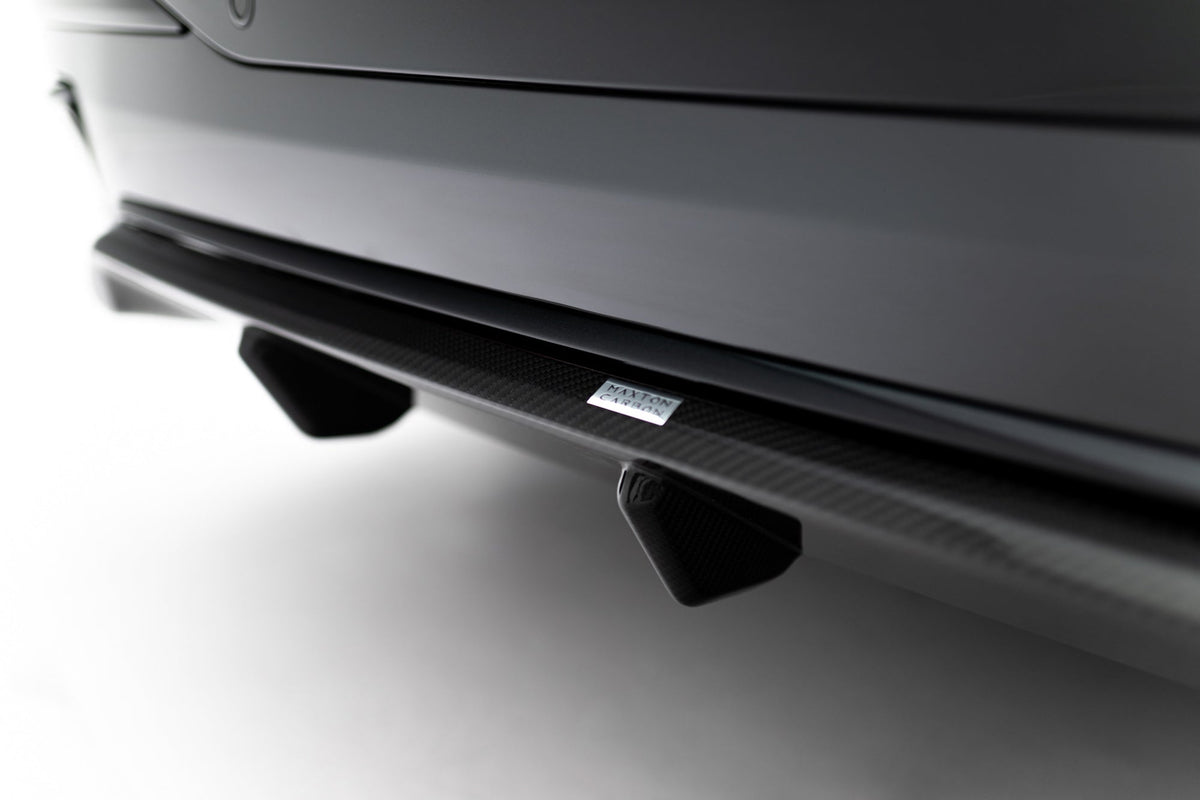 Difusor trasero de fibra de carbono prepreg para BMW X7 M-Pack G07 Facelift (version without towbar)
