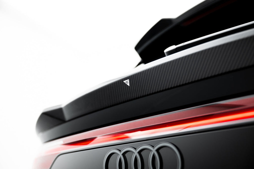 Alerón de portón de fibra de carbono prepreg (inferior) para Audi RSQ8 Mk1 Facelift