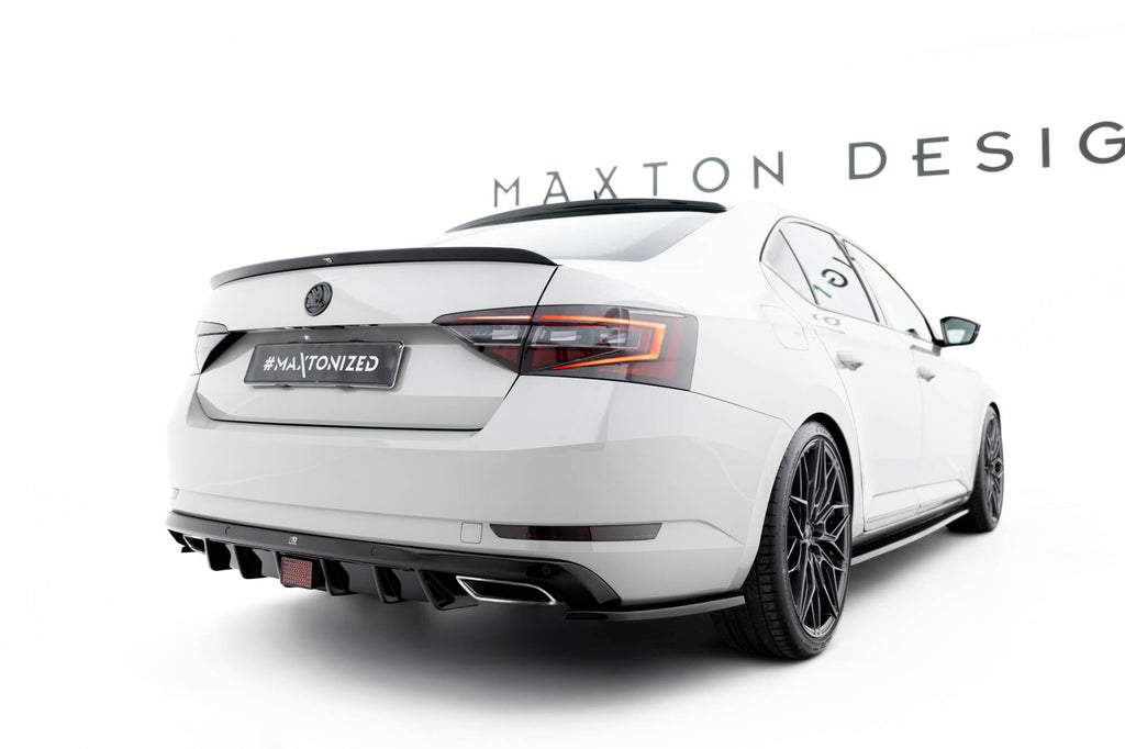 Luz de freno LED para Skoda Superb Liftback / Combi Mk3
