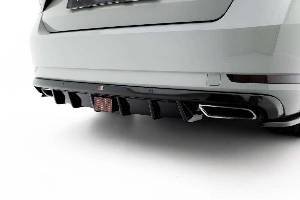 Luz de freno LED para Skoda Superb Liftback / Combi Mk3