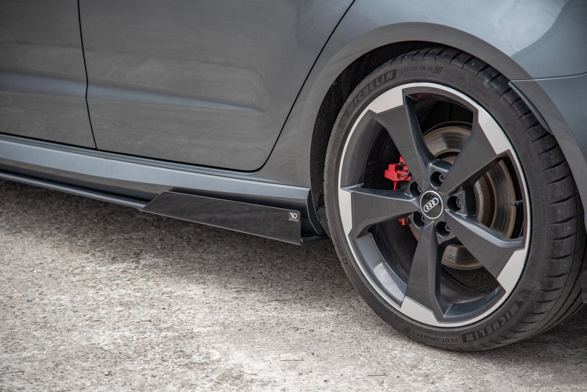 Flaps laterales para Audi RS3 8V Sportback