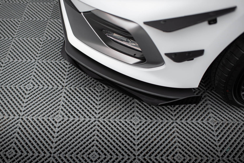 Splitter delantero Street Pro + flaps para Ford Fiesta Mk8 ST / ST-Line