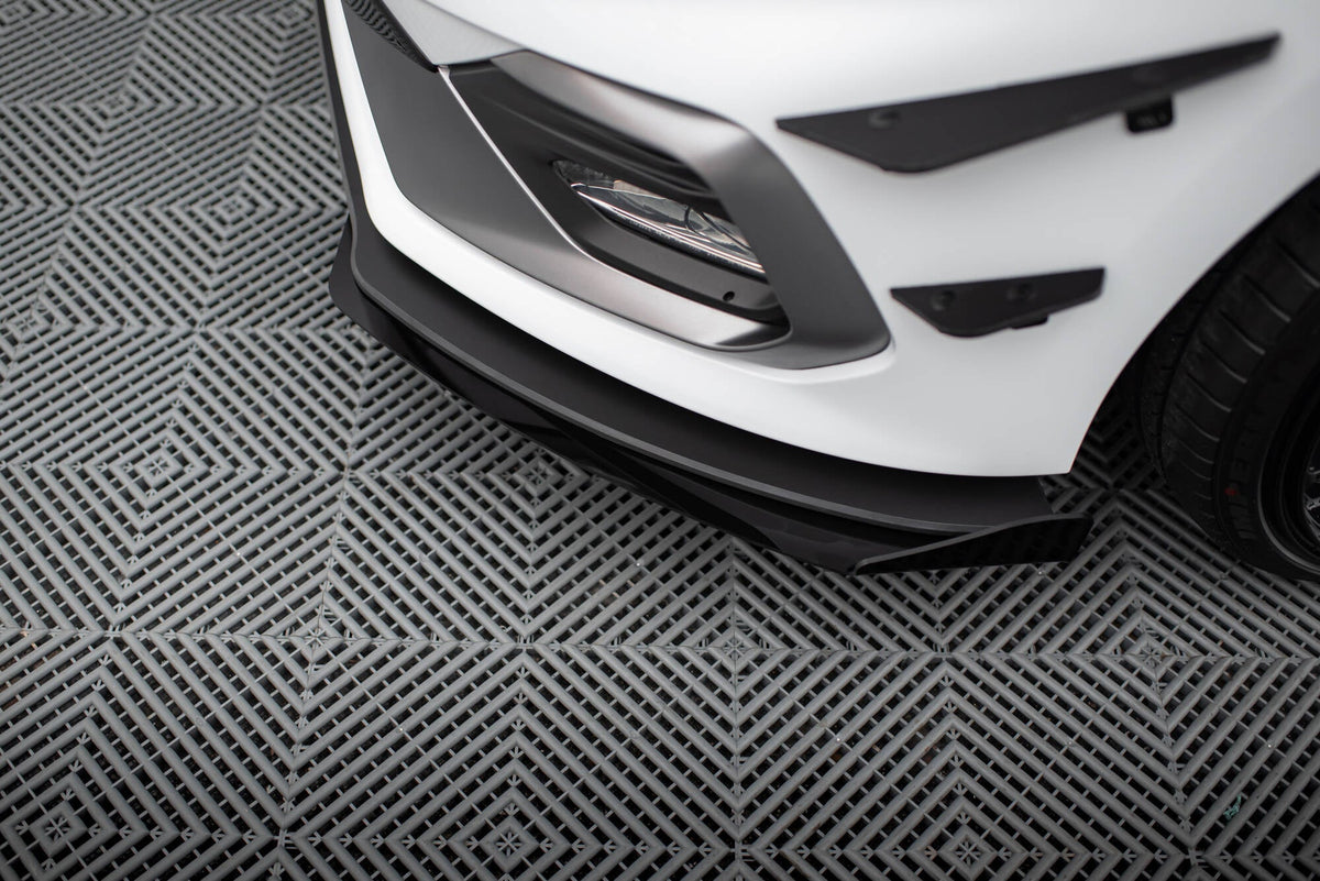 Splitter delantero Street Pro + flaps para Ford Fiesta Mk8 ST / ST-Line