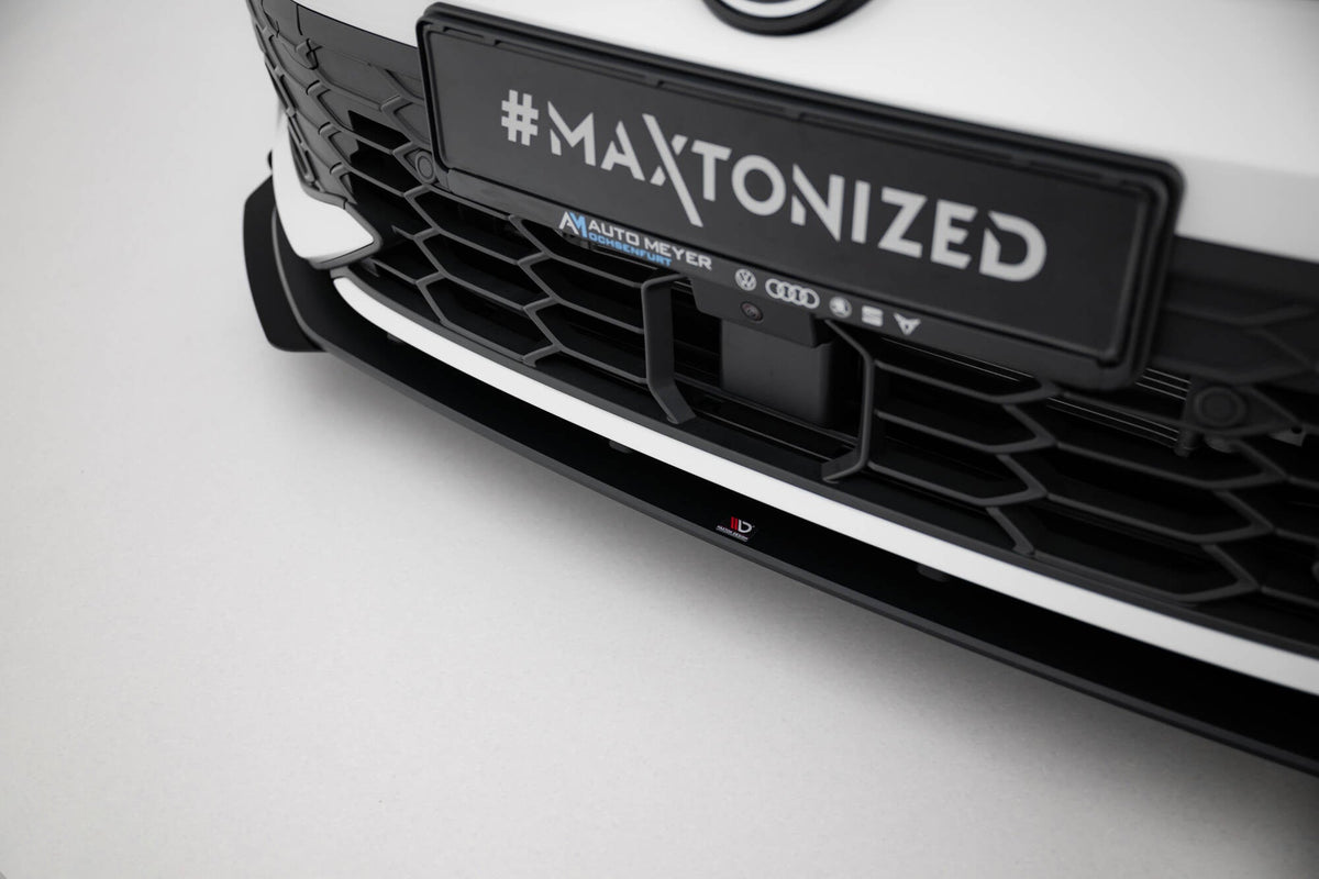 Splitter delantero Street Pro + flaps para Volkswagen Golf GTI / GTE / R-Line Mk8 Facelift
