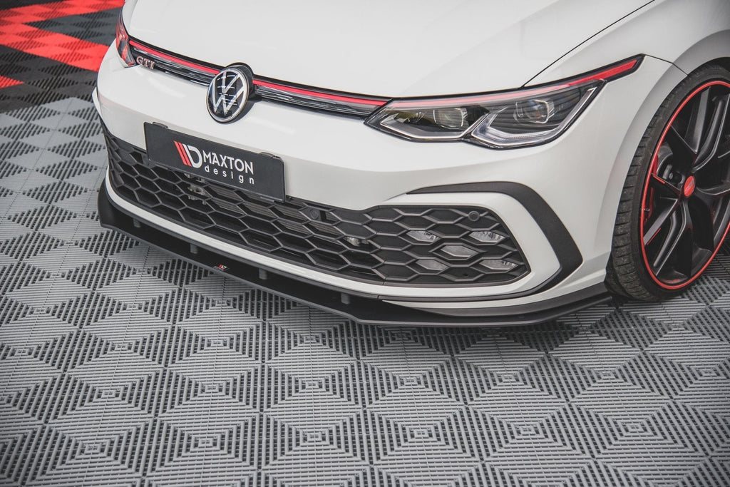 Splitter delantero Street Pro para Volkswagen Golf GTI / GTE / GTD / R-Line Mk8