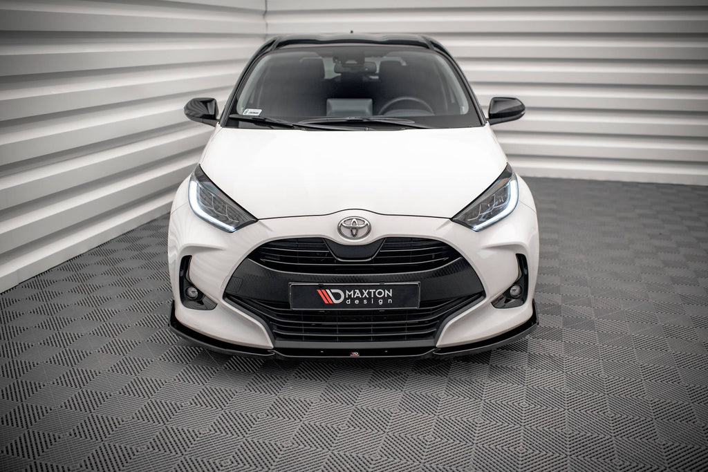 Splitter delantero V.1 + flaps para Toyota Yaris Mk4