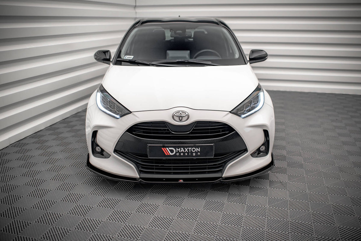 Splitter delantero V.1 + flaps para Toyota Yaris Mk4