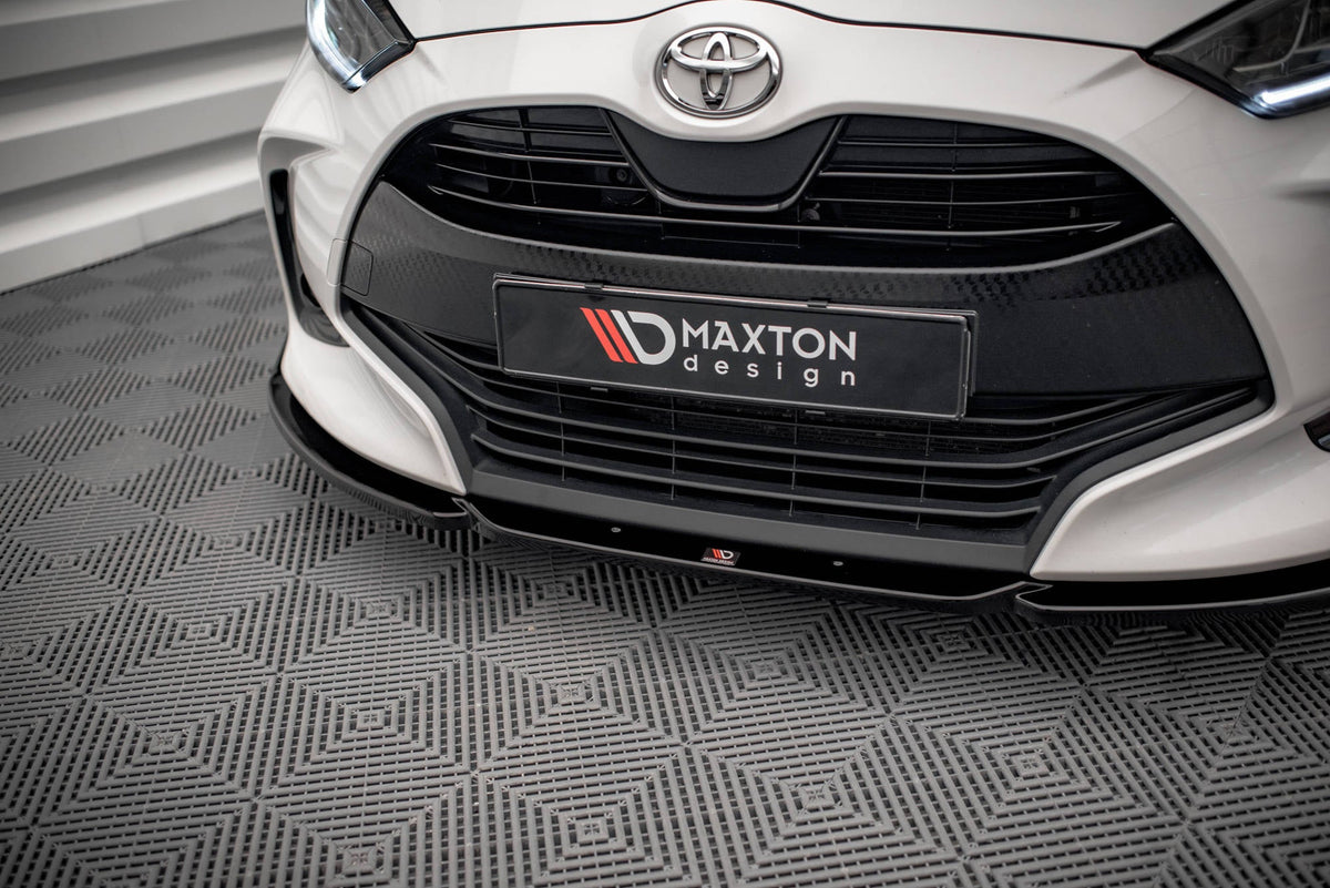 Splitter delantero V.1 + flaps para Toyota Yaris Mk4