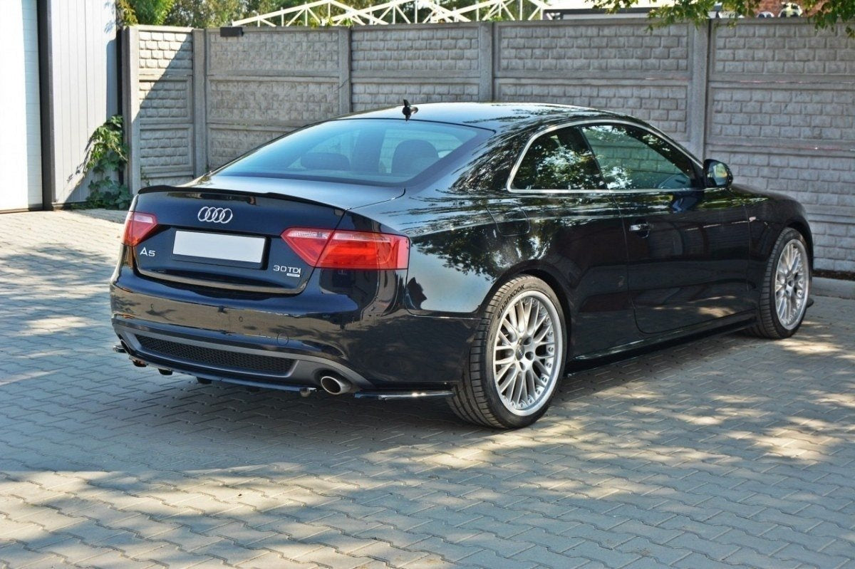 Splitter trasero para Audi A5 Coupe / Sportback S-Line 8T (with a vertical bar)