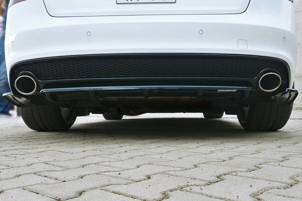 Splitter trasero para Audi A5 S-Line 8T Facelift (with a vertical bar)