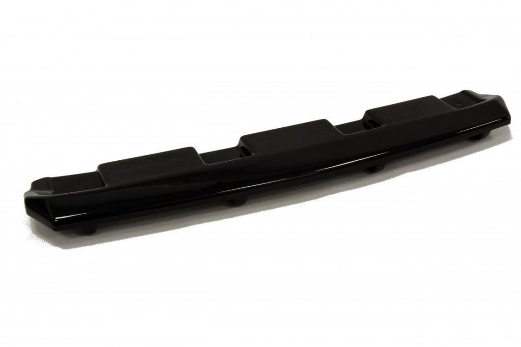 Splitter trasero para Audi A8 W12 D3 (with vertical bars)