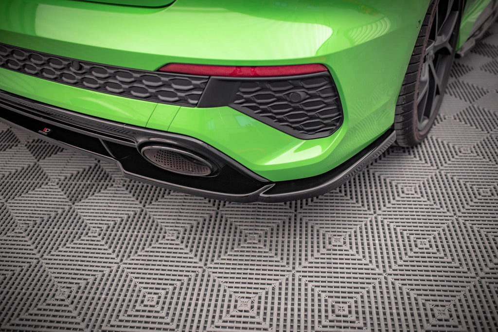 Splitter trasero para Audi RS3 Sedan 8Y