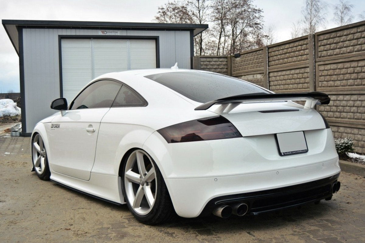 Splitter trasero para Audi TT S 8J (with a vertical bar)