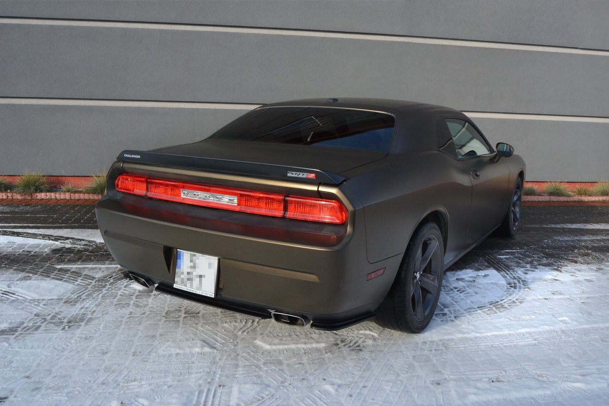Splitter trasero para Dodge Challenger Mk3. PHASE-I SRT8 Coupe (without vertical bars)