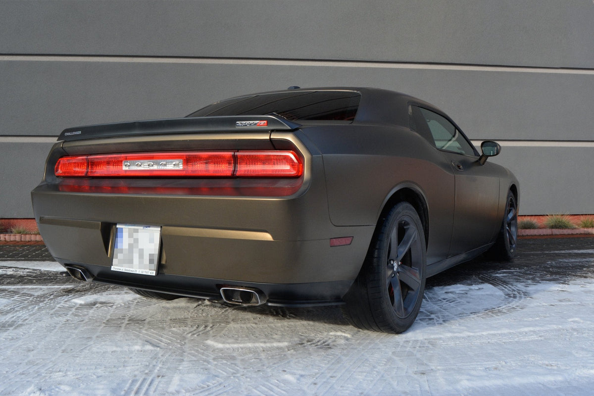 Splitter trasero para Dodge Challenger Mk3. PHASE-I SRT8 Coupe (without vertical bars)