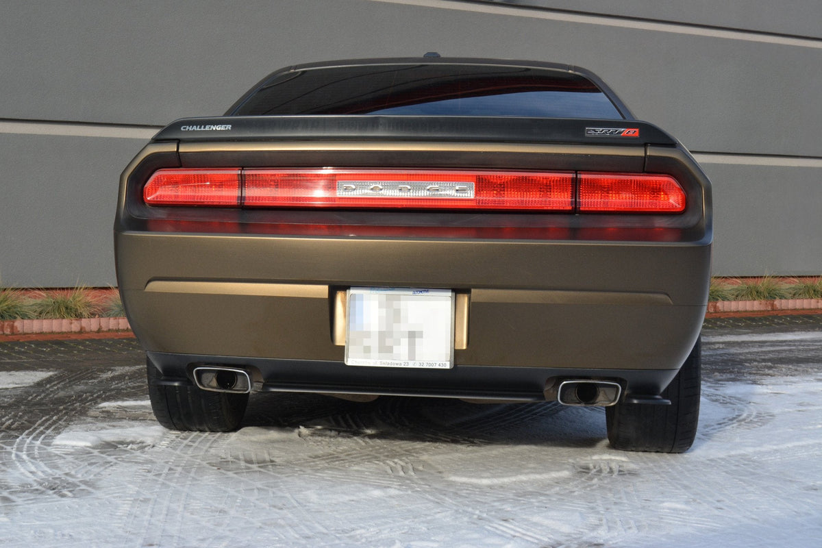 Splitter trasero para Dodge Challenger Mk3. PHASE-I SRT8 Coupe (without vertical bars)