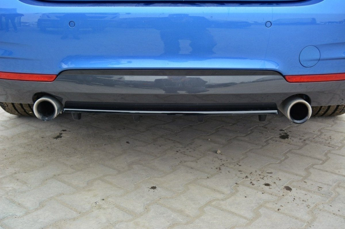 Splitter trasero para BMW 4 Coupe / Gran Coupe / Cabrio M-Pack F32 / F36 / F33 (with vertical bars)