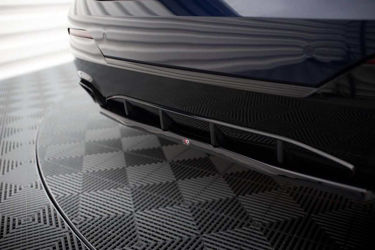 Splitter trasero para BMW 4 M440i G22 / G23 / G22 Facelift / G23 Facelift