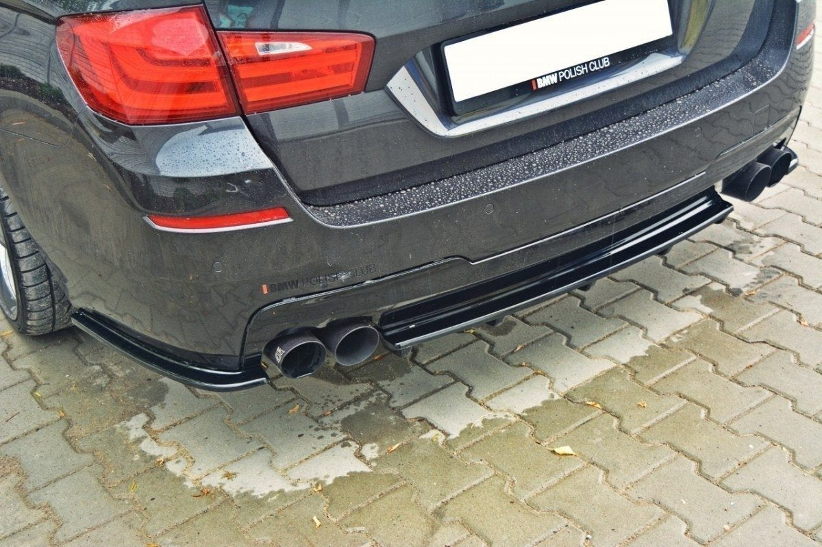 Splitter trasero para BMW 5 M-Pack Sedan/Touring F10/F11 (fits two double Exhaust ends)