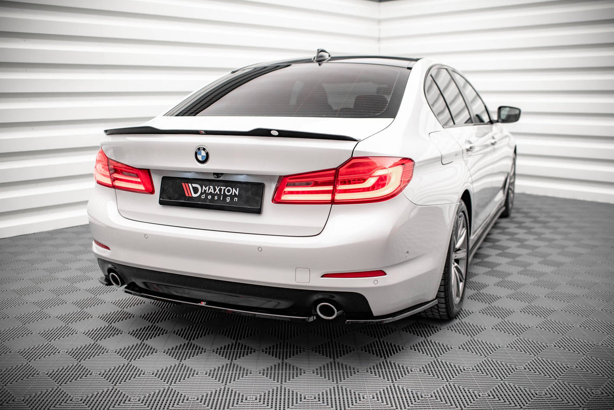 Splitter trasero para BMW 5 Sedan G30