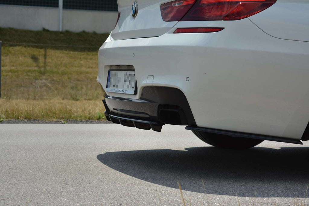 Splitter trasero para BMW 6 Gran Coupé MPACK (with a vertical bar)