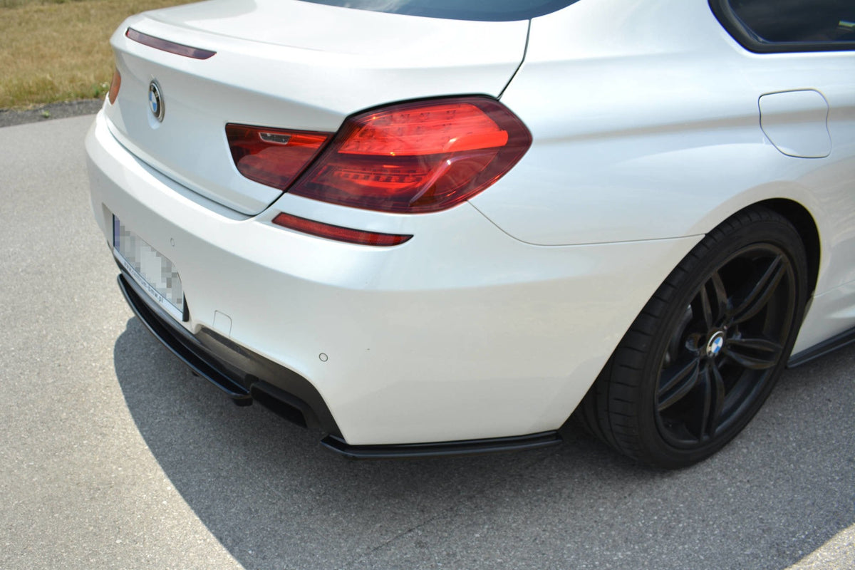 Splitter trasero para BMW 6 Gran Coupé MPACK (with a vertical bar)