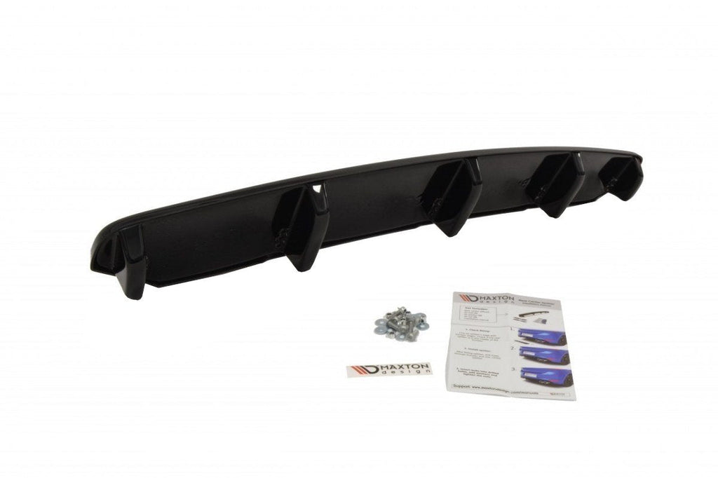 Splitter trasero para BMW 6 Gran Coupé MPACK (with a vertical bar)