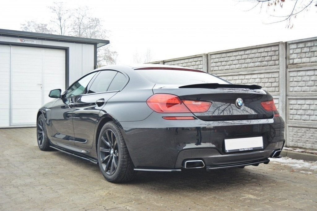 Splitter trasero para BMW 6 Gran Coupé MPACK (with a vertical bar)