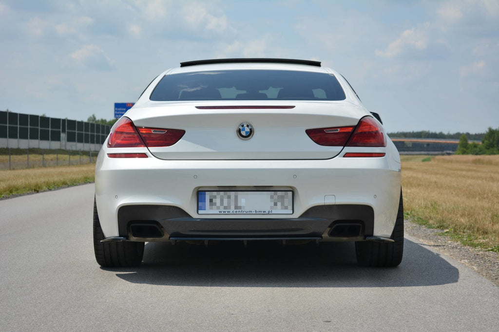 Splitter trasero para BMW 6 Gran Coupé MPACK (with a vertical bar)