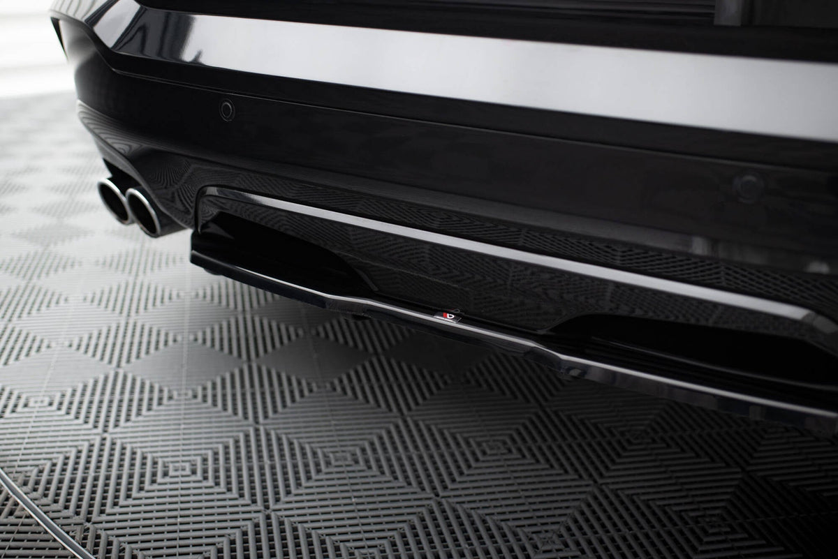 Splitter trasero para BMW X4 M-PACK (with a vertical bar)