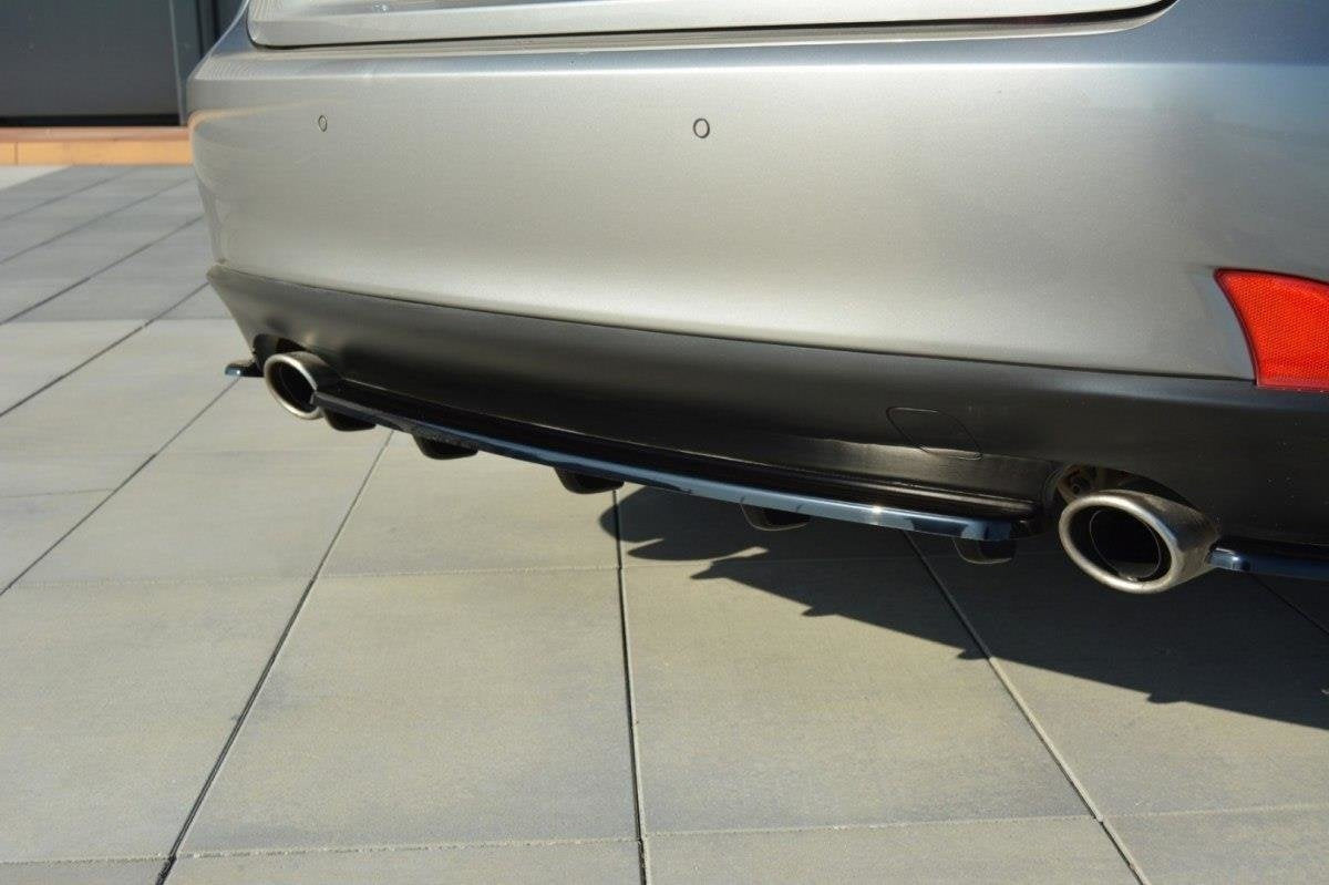 Splitter trasero para Lexus IS Mk3 T (with vertical bars)