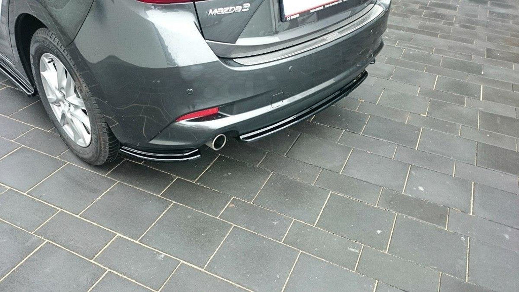 Splitter trasero para Mazda 3 BM (Mk3) Facelift (without vertical bars)