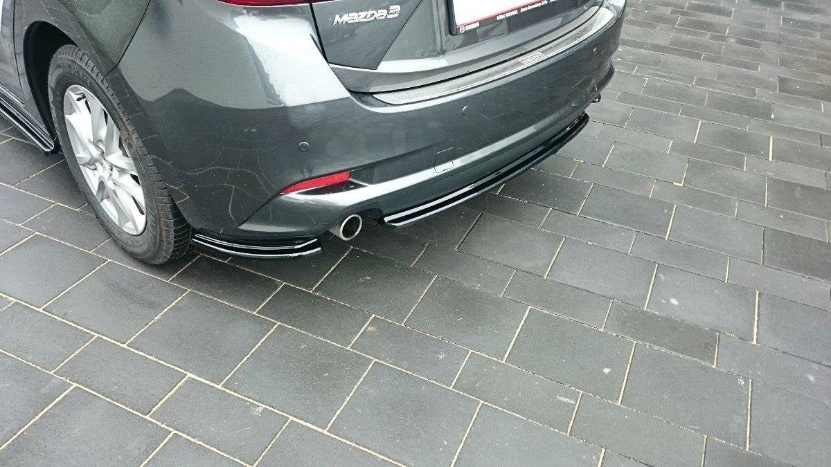 Splitter trasero para Mazda 3 BM (Mk3) Facelift (without vertical bars)