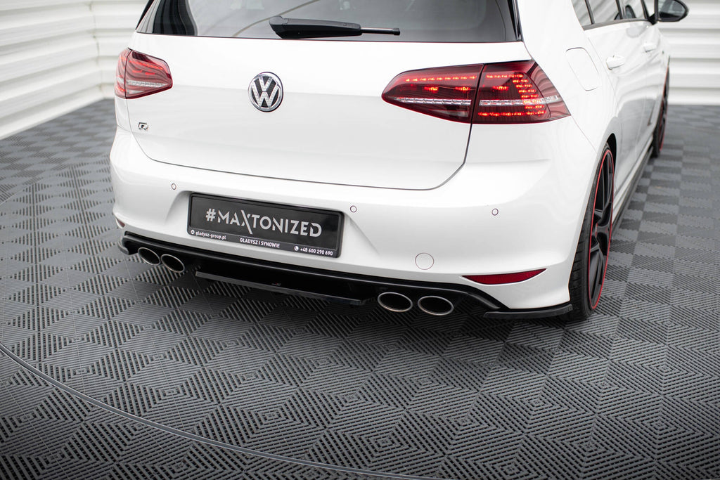 Splitter trasero para Volkswagen Golf Mk7 R (with vertical bars)